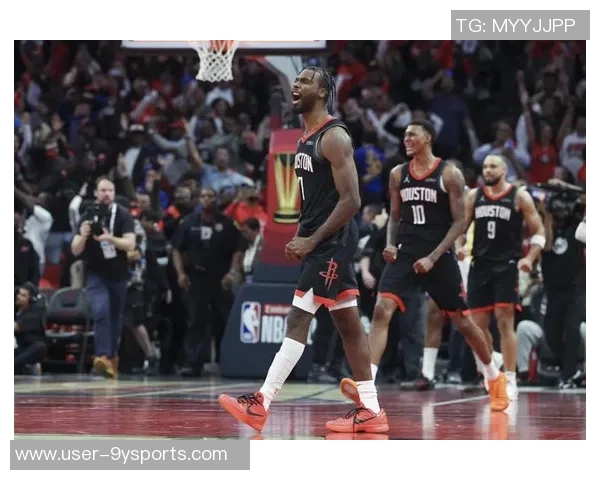 费尔顿称大球型控卫适合火箭队能防守又能助攻不必依赖得分