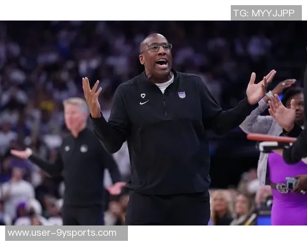 韦斯布朗盛赞沃顿控球能力强大身体素质优越与梅努搭档前景可期 韦斯布朗盛赞沃顿控球能力强大身体素质优越与梅努搭档前景可期